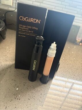 CbGäRDN CB Age-Defy Lifting Treatment — Black